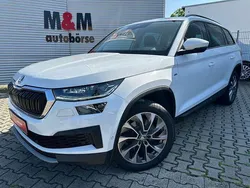 Moonweiss metallic Gebraucht 2022 Skoda Kodiaq Clever SUV | 29.900 € (Guter Preis)