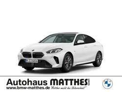 Weiss Neu 2025 BMW 220 M Sport Coupé | 44.619 € (Guter Preis)