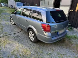 Silber Gebraucht 2008 Opel Astra Kombi | 1.500 € (Guter Preis)