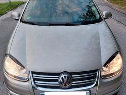 Gold Gebraucht 2009 VW Golf VI Individual Kombi | 5.450 € (Fairer Preis)