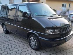 Schwarz Gebraucht 2003 VW Caravelle Van / Kleinbus | 8.999 €