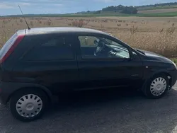 Schwarz Gebraucht 2001 Opel Corsa Kleinwagen | 1.000 € (Fairer Preis)