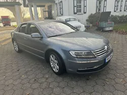 Grau Gebraucht 2014 VW Phaeton Limousine | 15.500 € (Fairer Preis)