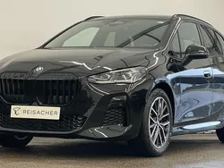 Saphirschwarz Neu 2025 BMW 223 Active Tourer Luxury Line Van / Kleinbus | 47.795 €