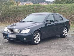 Blau Gebraucht 2005 Mercedes C180 Limousine | 3.200 € (Fairer Preis)