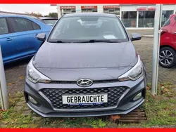 Grau Gebraucht 2019 Hyundai i20 Select Limousine | 11.200 € (Fairer Preis)