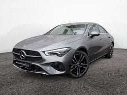 Grau metalliclack mountaingrau Gebraucht 2024 Mercedes CLA200 Progressive Coupé | 32.700 € (Guter Preis)