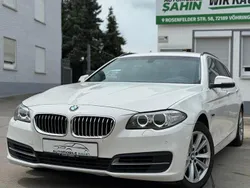 Weiß Gebraucht 2016 BMW 518 Performance Kombi | 12.900 € (Fairer Preis)