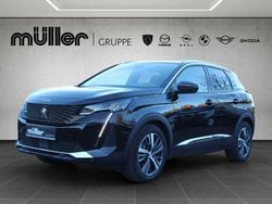 Schwarz Gebraucht 2022 Peugeot 3008 Allure SUV | 23.990 € (Fairer Preis)
