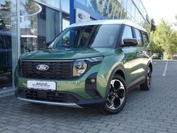 Bursting green Neu 2025 Ford Tourneo Courier Active Van / Kleinbus | 28.550 € (Etwas zu teuer)