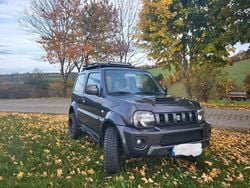 Grau Gebraucht 2015 Suzuki Jimny SUV | 18.900 €