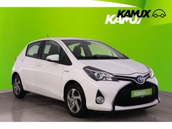 Super (pure) white ii Gebraucht 2017 Toyota Yaris Hybrid Edition-S Limousine | 13.750 € (Guter Preis)