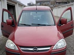 Rot Gebraucht 2006 Opel Combo Kombi | 1.500 € (Guter Preis)