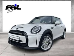 Nanuq white Gebraucht 2024 Mini Cooper SE Classic Kleinwagen | 24.360 € (Fairer Preis)