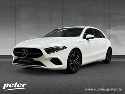 Weiß Gebraucht 2024 Mercedes A180 Progressive Limousine | 28.770 € (Fairer Preis)