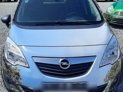 Blau Gebraucht 2012 Opel Meriva Van / Kleinbus | 3.900 €
