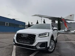 Weiß Gebraucht 2020 Audi Q2 Design SUV | 20.590 € (Fairer Preis)