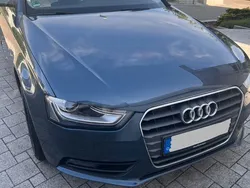 Blau Gebraucht 2015 Audi A4 Kombi | 12.350 € (Guter Preis)