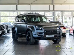 Schwarz Neu 2025 Land Rover Defender SUV | 208.290 €