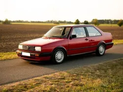Rot Gebraucht 1990 VW Jetta Coupé | 10.500 €