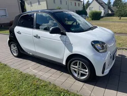 Schwarz Gebraucht 2021 Smart ForFour Electric Drive Kleinwagen | 9.900 € (Fairer Preis)