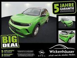Matcha green/ikone gruen (metallic) Gebraucht 2021 Opel Mokka SUV | 16.490 € (Superpreis)