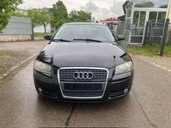 Schwarz Gebraucht 2005 Audi A3 Sportback Ambition Kombi | 1.000 € (Superpreis)