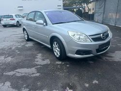 Silber Gebraucht 2009 Opel Vectra Limousine | 1.900 € (Guter Preis)