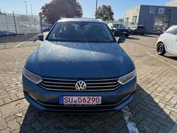 Blau Gebraucht 2016 VW Passat Kombi | 15.950 € (Fairer Preis)