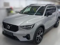 Silber Gebraucht 2024 Volvo XC40 SUV | 37.990 € (Fairer Preis)