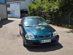 Grün Gebraucht 1999 Honda Civic S Coupé | 3.600 € (Fairer Preis)