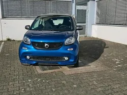 Blau Gebraucht 2019 Smart ForTwo Electric Drive Brabus Coupé | 12.500 € (Etwas zu teuer)