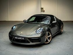 Grün Gebraucht 2020 Porsche 911 Targa 4S Cabrio | 209.900 €