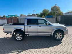 Silber Gebraucht 2006 Mitsubishi L200 Abholung | 13.900 €