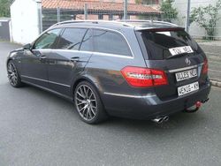 Grau Gebraucht 2010 Mercedes E250 AMG Kombi | 14.850 € (Fairer Preis)