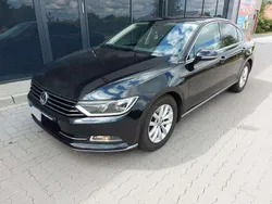 Schwarz Gebraucht 2017 VW Passat Limousine | 13.000 € (Superpreis)