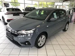 Grau Gebraucht 2023 Dacia Sandero Expression Kleinwagen | 13.980 € (Guter Preis)