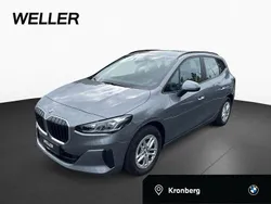 Skyscraper grau (grau) Gebraucht 2023 BMW 218 Active Tourer Comfort Edition Van / Kleinbus | 28.450 € (Guter Preis)