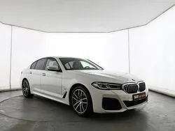 Weiß Gebraucht 2023 BMW 530 M Sport Limousine | 39.440 € (Guter Preis)
