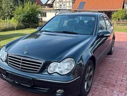 Schwarz Gebraucht 2004 Mercedes C180 Limousine | 3.900 €