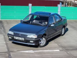 Grau Gebraucht 1988 Peugeot 405 Limousine | 16.900 €