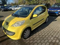 Gelb Gebraucht 2006 Peugeot 107 Filou Kleinwagen | 990 € (Fairer Preis)