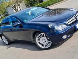 Blau Gebraucht 2009 Mercedes CLS320 Limousine | 7.350 € (Fairer Preis)