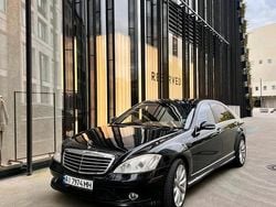 Schwarz Gebraucht 2007 Mercedes S550 AMG Limousine | 9.500 €