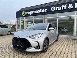 Silber Gebraucht 2021 Toyota Yaris Hybrid Limousine | 17.290 € (Guter Preis)