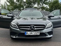Grau Gebraucht 2019 Mercedes C220 Avantgarde Limousine | 22.999 € (Fairer Preis)