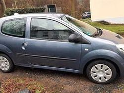 Blau Gebraucht 2008 Renault Twingo Authentique Kleinwagen | 1.800 € (Fairer Preis)