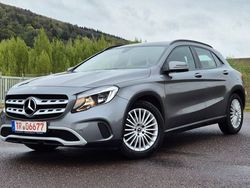 Grau Gebraucht 2017 Mercedes GLA200 SUV | 19.470 € (Fairer Preis)