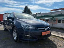 Blau Gebraucht 2015 Opel Astra Selection Kombi | 7.490 € (Fairer Preis)