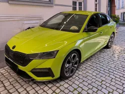 Grün Gebraucht 2022 Skoda Octavia RS Kleinwagen | 26.000 € (Superpreis)
